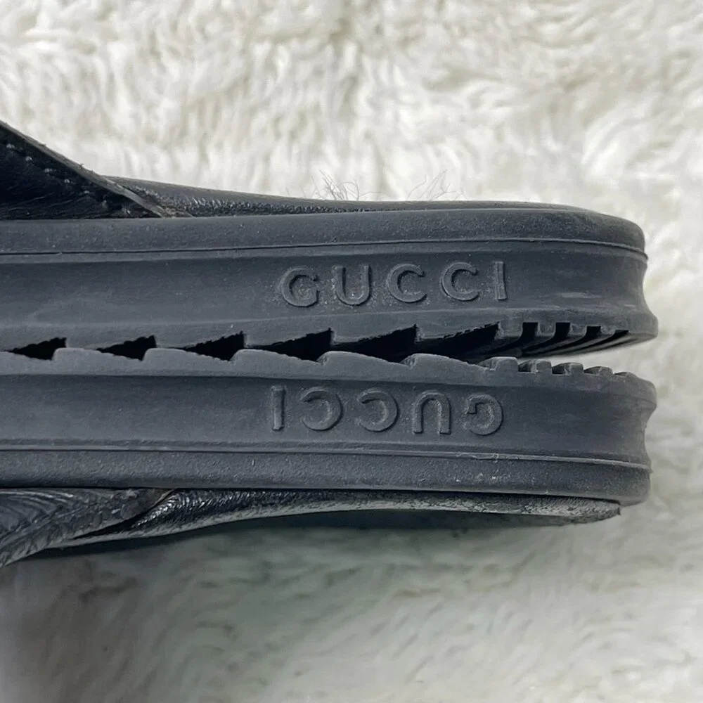 Y2K Vintage Gucci Women's Black Guccissima Leather Flat Thong Sandals Size 6.5/7 - Picture 6 of 11